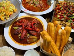 -叶派龙虾•招牌香辣蟹·海鲜(中海国际店)