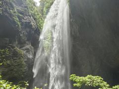 -龙水峡地缝景区