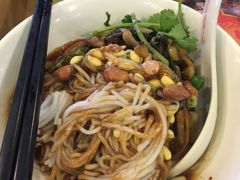 -海口骑楼小吃街