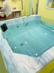 -鱼乐贝贝婴幼儿水育馆(达文路店)