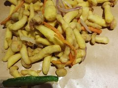 -关东小磨东北菜(上海长风大悦城店)