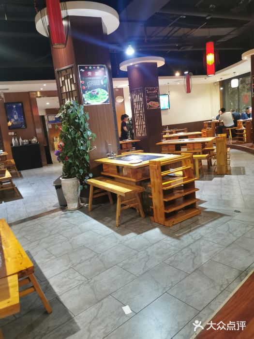 宽窄巷子老火锅图片
