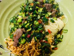 黄瓜片炒牛肉干拌面-刘氏三和面馆