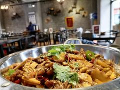 -巴四老城区炭火蛙锅(张江店)