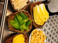 -朱光玉火锅馆(龙阳广场店)