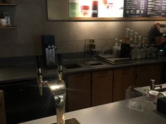 -星巴克(静安嘉里中心B2店)