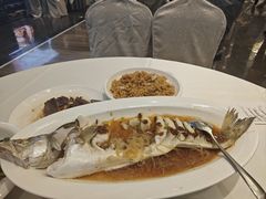 -万龙洲海鲜(大兴绿地缤纷城店)