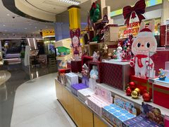 -泡泡玛特POPMART(K11购物中心店)