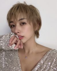 -HANYI韩艺形象店
