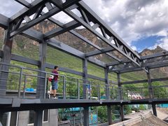 -百里峡七彩艺术小镇