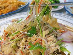 -明本湛江鸡•海鲜小厨(陈家祠店)