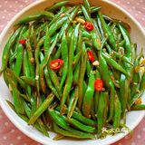 简单好吃又营养的辣炒蒜香豆角