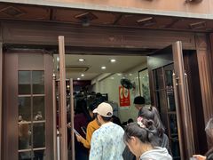 -莱莱小笼·乔艾