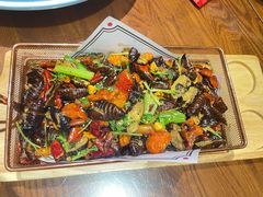 -那家老院子东北菜·饺子·小鸡炖蘑菇(艳华街店)