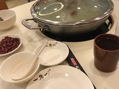 -一席地·本地鸡窝·杭帮鸡火锅(萧山银隆百货店)