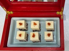 -品海楼·大连海胆锅贴馆(东港店)