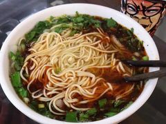 -牛一嘴·兰州牛肉面·大盘鸡(财富中心店)