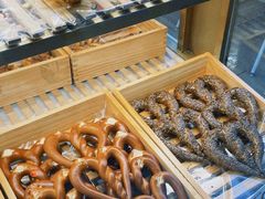 -红星前进面包牛奶公司(五道口购物中心店)
