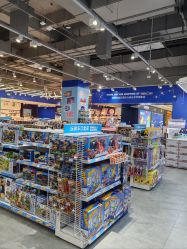 -玩具反斗城(北京芳圆里店)