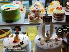 -焙丽拾光(麦凯乐直营店)