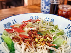 -秦韵味香辣爆肚面(钟楼店)
