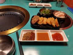-烤路里·韩国品质自助烤肉(石路天虹4号店)