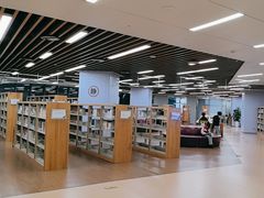 -厦门市图书馆(集美新城馆区)