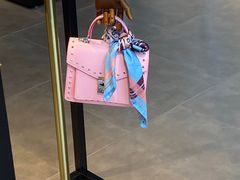 -MCM(比斯特上海购物村店)