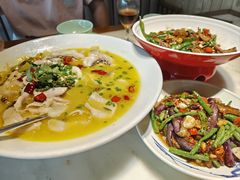 -大城小院饭店(博隆广场虹桥店)