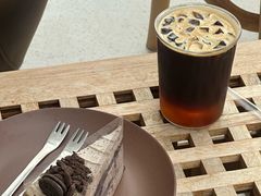 蜜桃美式-CAKE WANG千层制造所(省府店)