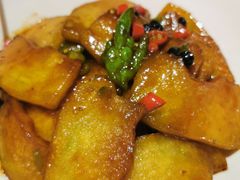 -铜锣湾·有麝自然香(渝北财富中心店)