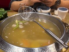-左庭右院鲜牛肉火锅(金山万达店)