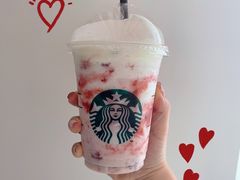 -星巴克臻选(莘庄仲盛店)