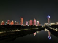 -万绿园
