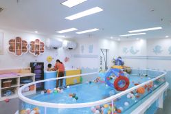-嗨游宝贝婴幼儿水育馆(缤格汇店)