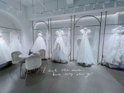 -艾米丽婚纱礼服