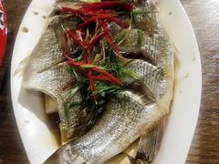 -令狐冲·炭烤活鱼(宝龙店)