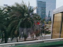 -大中华希尔顿酒店-念自助餐·嗨啤·小龙虾