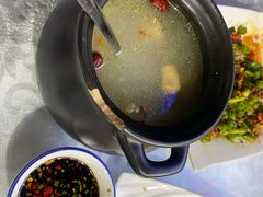 -范饭椰林川湘味海鲜·椰子鸡(三亚湾椰梦长廊店)
