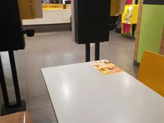 大堂-麦当劳(洪山商场店)
