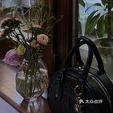 没有很快乐，但是不难过