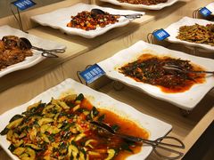 -蒙肥羊·酸汤潮牛·鲜牛肉火锅烤肉自助(岗顶店)