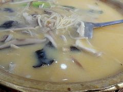 -绿岛酒楼(小海地店)