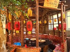 -鱼窝棚柴火铁锅炖(富山屯店)