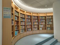 -广州市白云区图书馆