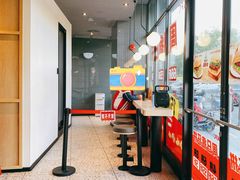 -肯德基(春申店)