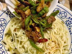 -李与白包子铺(桐梓林店)