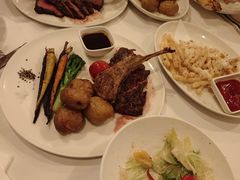 -WOLFGANG PUCK KITCHEN & BAR(迪士尼小镇店)