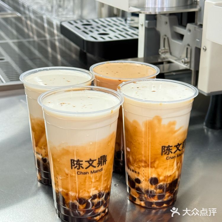 是谁在家偷偷喝不要钱的陈文鼎