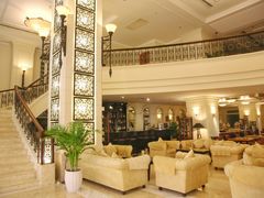 -芽庄日出海滩水疗酒店